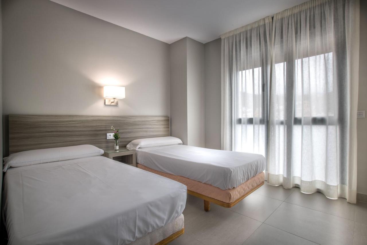 Apartamentos Santa Clara Alhaurín de la Torre Εξωτερικό φωτογραφία