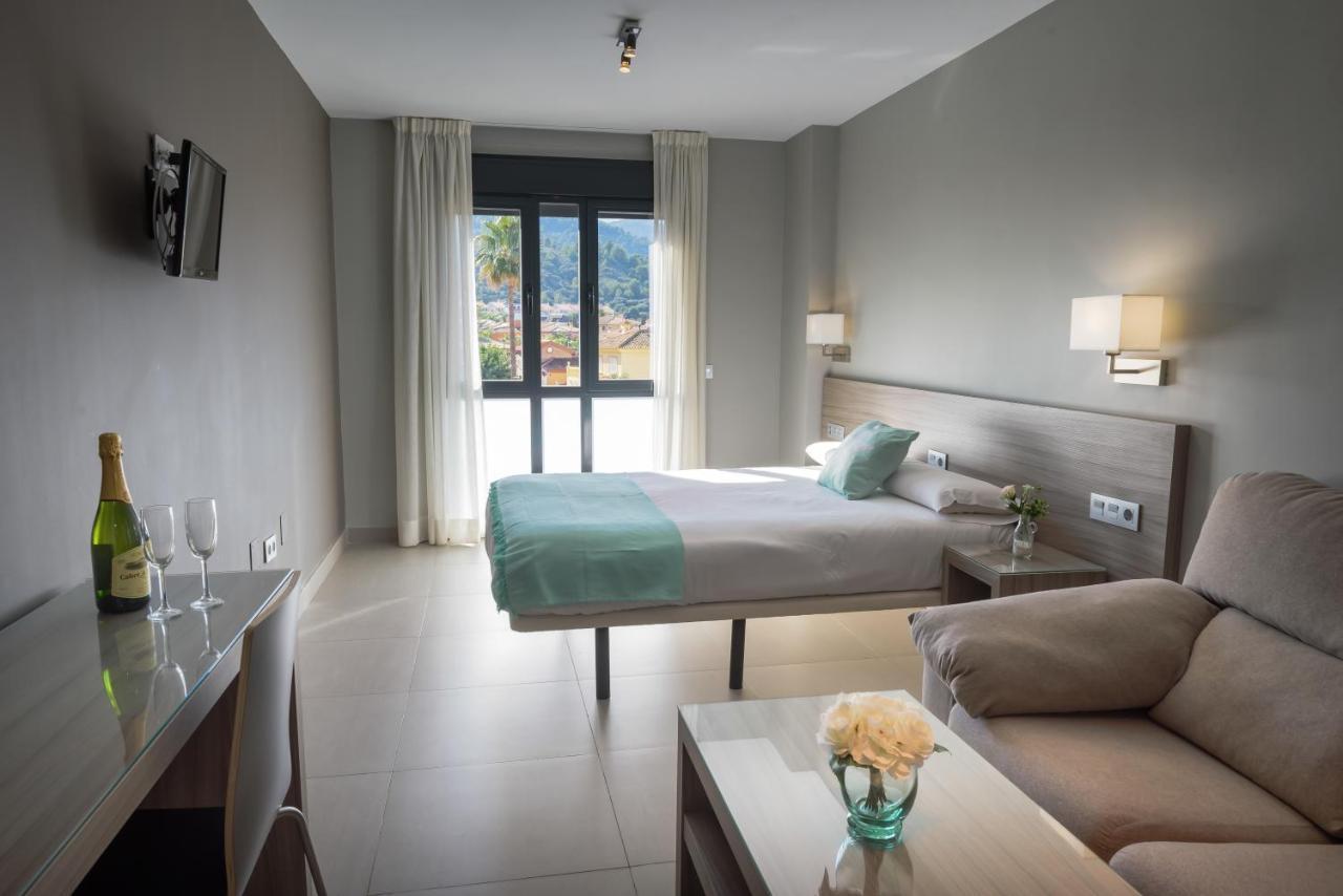 Apartamentos Santa Clara Alhaurín de la Torre Εξωτερικό φωτογραφία